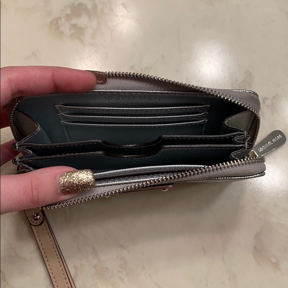 Michael Kors Silver Logo Wristlet - Picture 4 of 4
